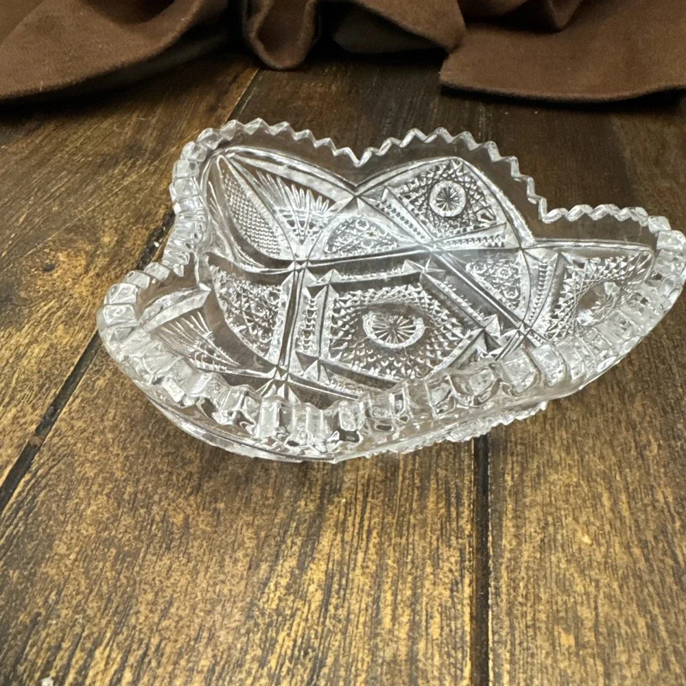 Vintage Imperial Glass‎ * Candy Dish * #212 Diamond Fans 6.5